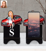 BK Gift Kişiye Özel Plakalı Kadın Hyundai İ20 Karikatürlü Ahşap Biblo Telefon Standı-1