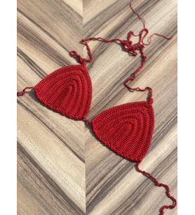 El Örgüsü Kırmızı Üçgen Bikini Üstü