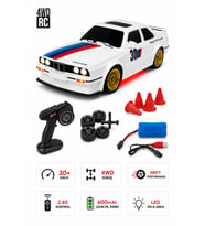 Uzaktan Kumandalı BMW E30 RC Drift Arabası 1:16 Ölçek 4x4 Şarjlı Işıklı Model Araba 30+ km/h