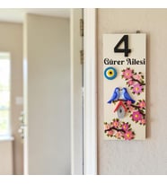 Çiçekler Kuşlar ve Nazarlık Nar Minimal Kapı Tabelası, Kapı Önü İsimlik Tabela, Kapı Numarası Tabelası, Hoş Geldiniz Kapı Süsü, Benzersiz Ev Hediyesi Fikirleri