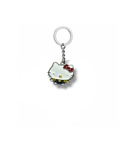 Hello Kitty Mini Figürlü Anahtarlık – Kompakt ve Sevimli Metal Aksesuar