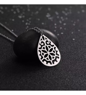 Kişiye Özel 925 Ayar Gümüş Su Damlası Model Tasarım Çiçek Kolye