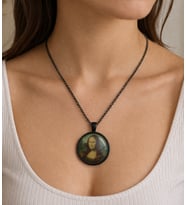 Mona Lisa Baskılı Siyah Metal Zincir Kolye Unisex 60 cm Sanat Temalı
