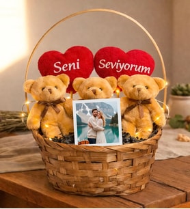 Sevgililer Gününe Özel Seni Seviyorum Tasarımlı Kahverengi Peluş Ayıcık Sepeti