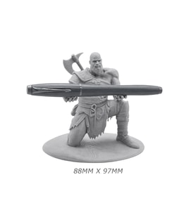 God of War Kratos Masaüstü Organizer – Kalem, Gözlük ve Maket Bıçağı Standı