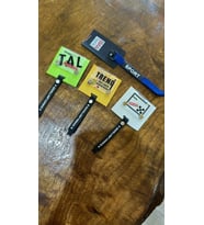 4 ADET TASARIM ARMA SETİ DİKİŞ GİYİM ÇANTA AKSESUARI 5X5 CM