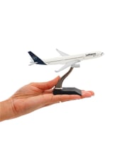 Zekupp - Maket Uçak - Airbus A330-300 1/400 Metal Gövde - LUFTHANSA Tasarım Model Uçak