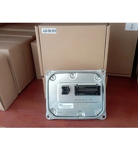 W205 C200 ZENON FAR LED BEYNİ SIFIR 2014-2018