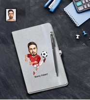 Kişiye Özel Milli Takım Karikatürlü Gri Defter Kalem Hediye Seti Bay-1