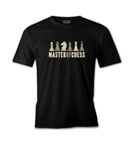 Master of Chess and Chess Pieces Siyah Erkek Tshirt