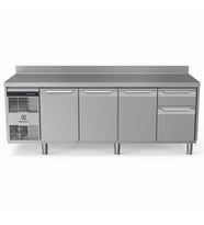 Electrolux Professional Endüstriyel Soğuk Tezgah 3 Kapılı +1/3+2/3 Çekmeceli 590 Lt, -2+10°c, Aısı 304, Sırtlı EH4H3AAAD