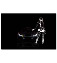 Cakatablo Arabalı Güzel Kız Yoona MDF Tablo