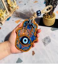 Nazar Boncuklu Fatıma Ana Eli Ahşap Desenli Hediyelik Duvar Süsü, 24 cm Hamsa (Mavi-Mavı)