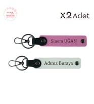Öğretmenler Günü İçin Anlamlı Hediye – İsimli Anahtarlık Seti, Beyaz-Pembe