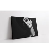 Siyah Beyaz Audrey Hepburn