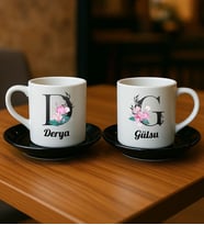 BK Gift Kişiye Özel Harf ve İsim Tasarımlı 2'li Siyah Tabaklı Türk Kahvesi Fincan Takımı-1, Sevgiliye Hediye, Arkadaşa Hediye, Eşe Hediye
