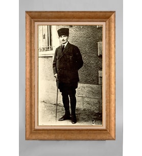 Altın Varaklı Çerçeveli Paspartulu Atatürk Tablo a775 (Gold)