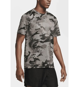 Nike Dri Fit Camo Training Mens T-shirt Kamuflaj Desenli Erkek Tişört Bej