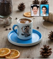 Kişiye Özel Karikatürlü Siyah Beyaz Taraftar Baba Kız Türk Kahvesi Fincanı Babalar Günü Hediyesi