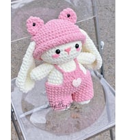 tavşan Amigurumi – Pembe Şapkalı El Yapımı Peluş Tavşan Dekor & Hediye