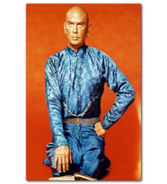 Cakatablo Yul Brynner Mavi Parlak Elbiseli Kırmızı Arkaplan MDF Tablo