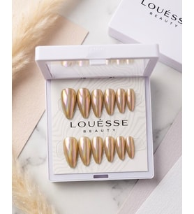 Louésse Golden Mirror Takma Tırnak 12’li Gold Ayna Efektli Parlak Nail Set