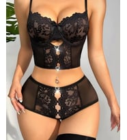 Kadın Siyah Kalp Aksesuar Detaylı Balensiz Transparan Cheeky Külot Takım -8454