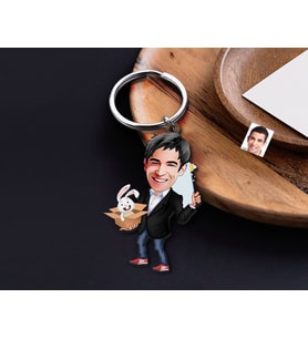 BK Gift Kişiye Özel Sihirbaz Karikatürlü Ahşap Anahtarlık-1 Sevgiliye Hediye, Arkadaşa Hediye, Doğum Günü Hediyesi