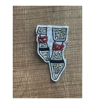 6X8 CM NAKIŞ İŞLEME VE TAŞLI AYAKKABI ÜTÜ İLE YAPIŞAN APLİKE ARMA YAMA