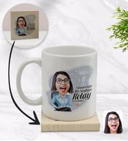 BK Gift Kişiye Özel Kadın Nihayetinde Karikatürlü Beyaz Kupa Bardak ve Ahşap Bardak Altlığı Hediye Seti - Model 2