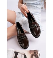 Muggo ARVEN Metal Tokalı Taş Detaylı Günlük Kadın Günlük Loafer Ayakkabı (Kahverengi)
