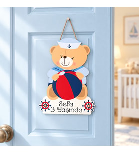 Gifties Top Tutan Minik Ayıcık Temalı Kişiye Özel Kapı Süsü