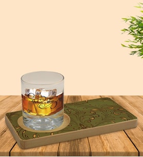 BK Gift Kişiye Özel Retro Motif Tasarımlı Doğal Ahşap Tabaklı Viski Bardağı Sunum Seti Model 4