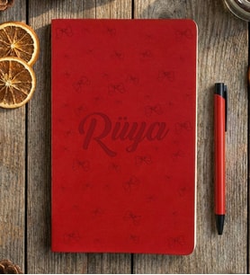 Kişiye Özel Fiyonk Kurdele Desenli Defter Doğum Günü Hediyesi