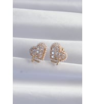 Pirinç Gold Renk Fiyonk Detay İncili Zirkon Taşlı Kalp Küpe 5886 - SSSSSS6176-8739