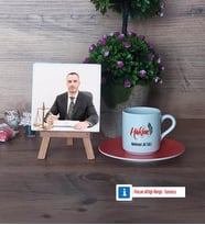 Hakim Fotoğraflı Dekoratif Taş, Ahşap Altlıklı Türk Kahvesi Fincanı Hediye (Model 8)
