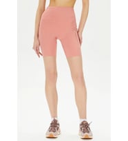 Nike Go Women's High Rise 8" Biker Shorts With Pockets Kadın Lazer Kesim Yükske Bel 6 Cepli Tayt Şort Pembe