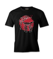 A Japanese Temple with a Cherry Blossom Tree Siyah Erkek Tshirt