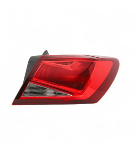 Seat Leon Sağ Dış Stop Lambası Ledsiz 2013-2017 5F0945096D
