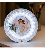 AION CASA Fotoğraf Baskısı Dahil LED'li Yuvarlak Çiçek Buketi Fotoğraf Çerçevesi 23 cm