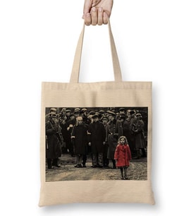 Schindler's List Kırmızı Paltolu Kız Bez Çanta Uzun Saplı