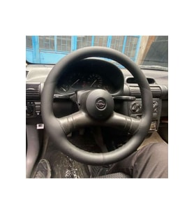 DİKİŞLİ DİREKSİYON KILIFI SİYAH DERİ/DİKİŞLİ OPEL CORSA İÇİN