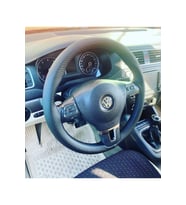 DİKİŞLİ DİREKSİYON KILIFI KARBON DERİ SİYAH DİKİŞLİ VOLKSWAGEN JETTA İÇİN