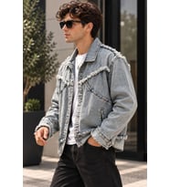 Erkek Açık Mavi Denim Ceket Püsküllü Detaylı Oversize Salaş Kesim Yıkamalı Jean Ceket