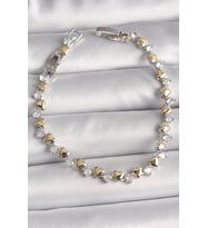 Pirinç Gümüş Renk Zirkon Taşlı Gold Kalpli VIP Seri Kadın Bileklik 5886 - SSSSSS8535-7878