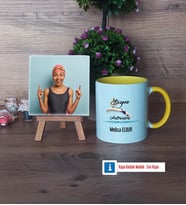 Kadın Yüzme Antrenörü Fotoğraflı Dekoratif Taş, Kupa Bardak Beyaz Hediye (Model 7)