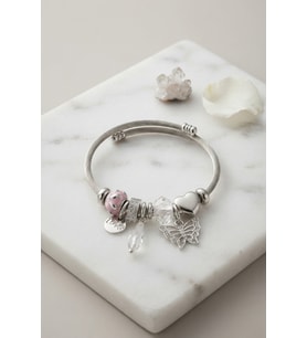 Taşlı ve Pembe Charmlı Bileklik TJ-BB8796