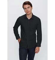 Klasik Yaka Uzun Kol Cepsiz Slim Fit Basic Pamuklu Gömlek 1004255057