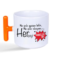 Ne Çok Gezen Bilir Ne Çok Okuyan Baskılı Turuncu Kulplu T Kupa