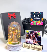 Sizlere Özel Doğum Günü Hediyesi Fotoğraflı Led Işıklı Biblolu Fanus - Hediye Kutusunda (Model 5)